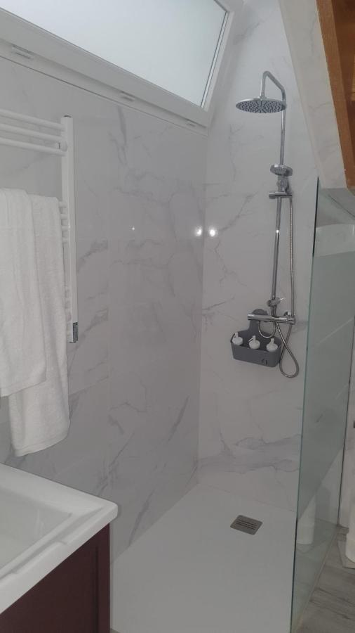Apartamento Villalvaro Con Parking Santander Esterno foto